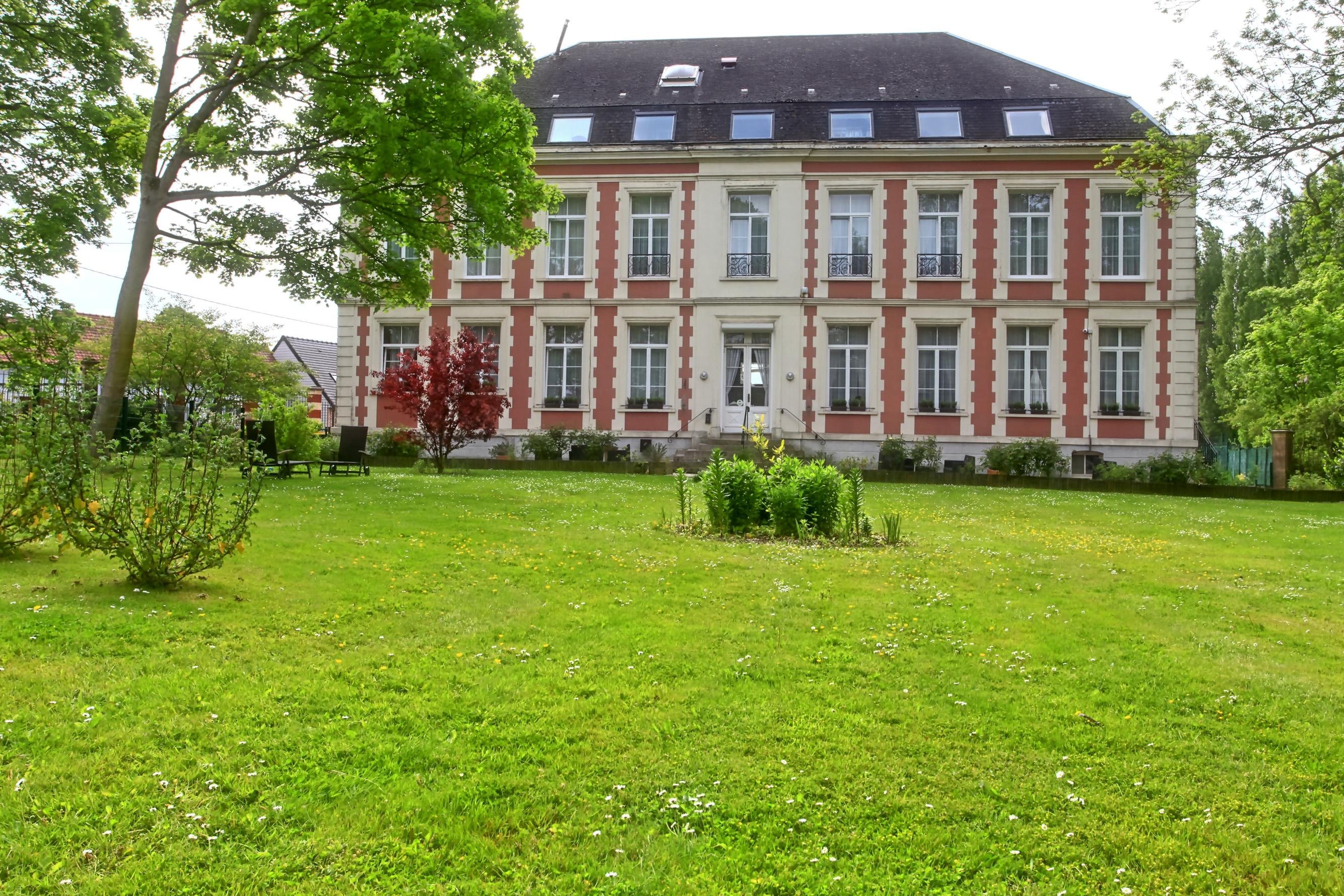 Bed and Breakfast Chateau De Moulin Le Comte Эр-сюр-ле-Лис Экстерьер фото