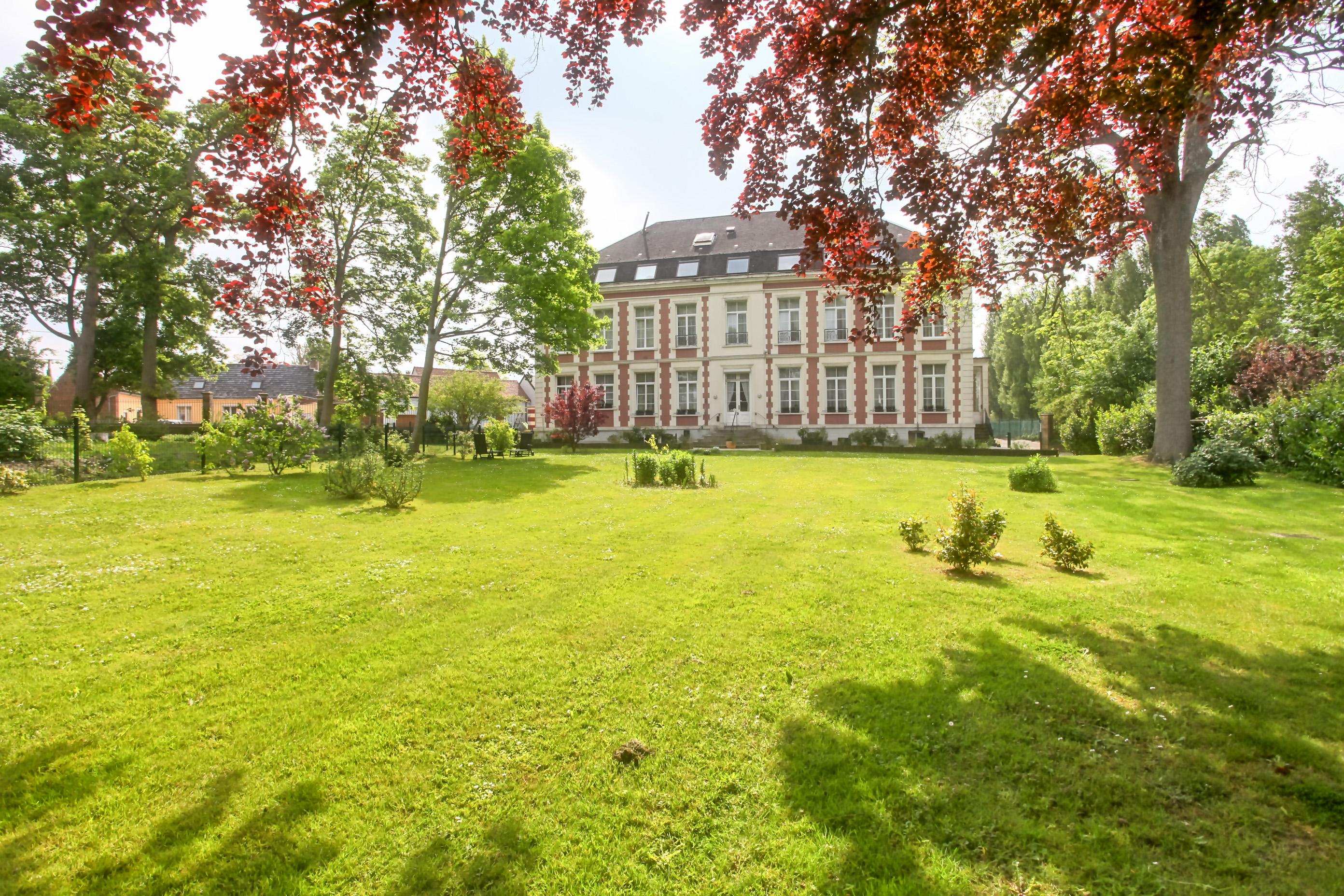 Bed and Breakfast Chateau De Moulin Le Comte Эр-сюр-ле-Лис Экстерьер фото